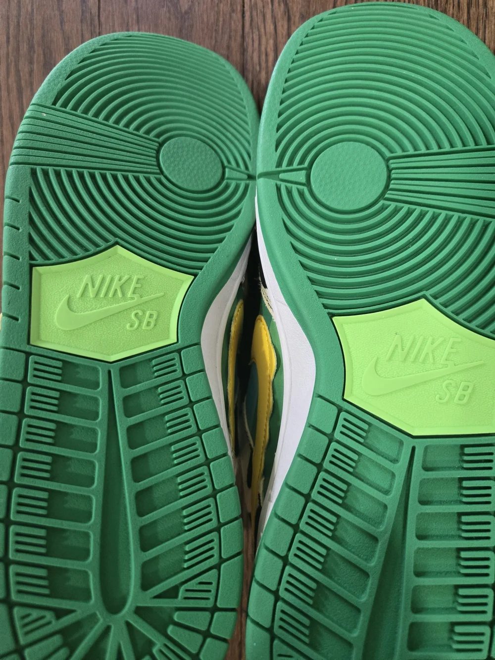 Nike y6